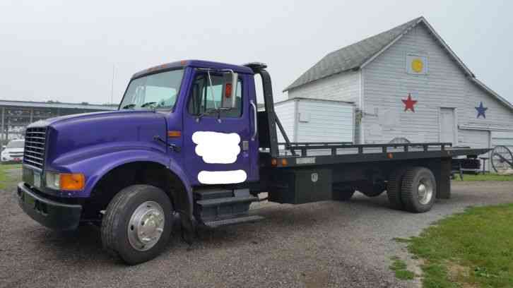 International 4700LP (2001)