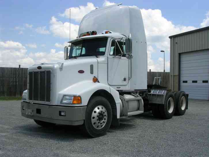 Peterbilt 385 (2001)