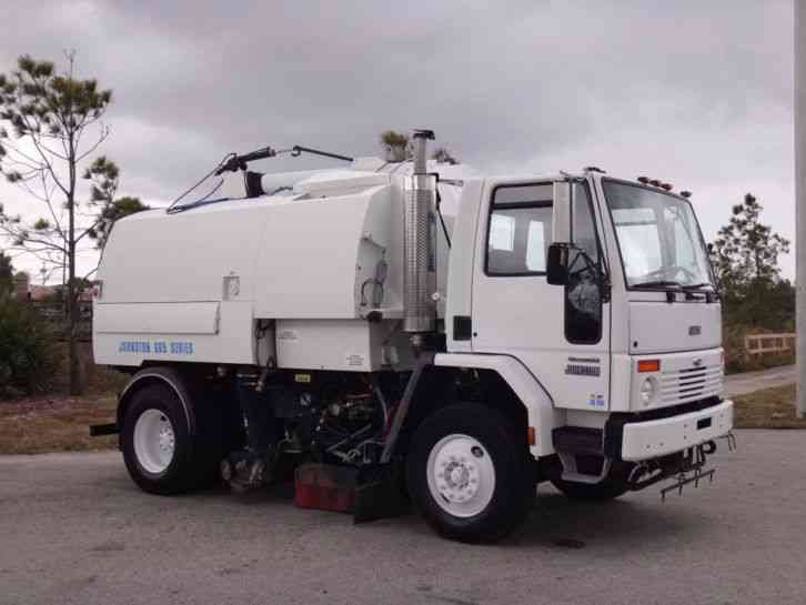 Sterling SC7000 Street Sweeper (2001) : Heavy Duty Trucks