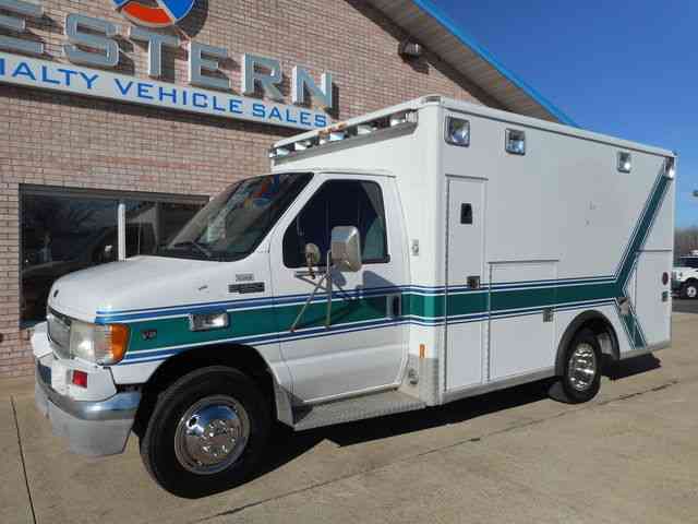 Ford Ambulance (2002)