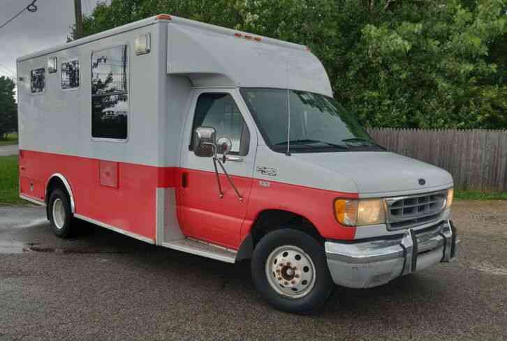 Ford E450 (2002)