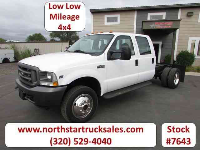 Ford F-450 4x4 Cab Chassis -- (2002)