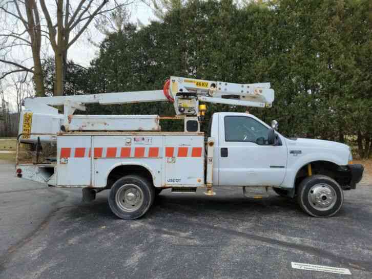 Ford F550 Bucket Truck (2002)