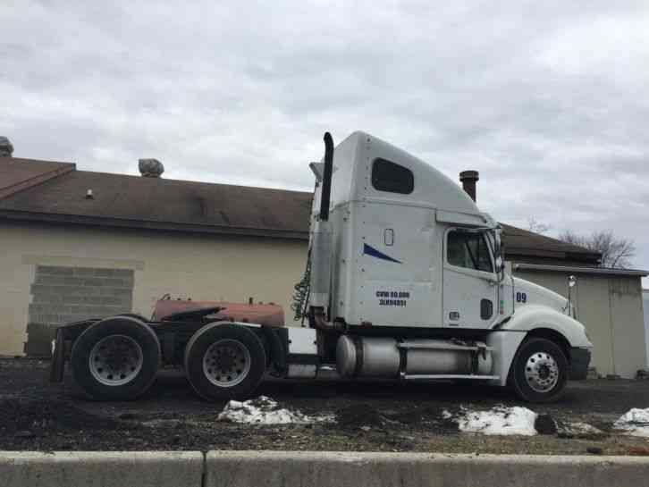 Freightliner Columbia CL120 (2002)