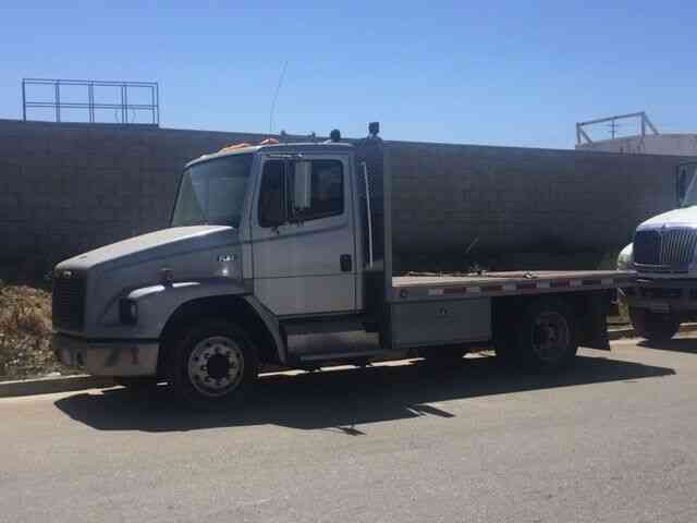 Freightliner FL50 (2002)