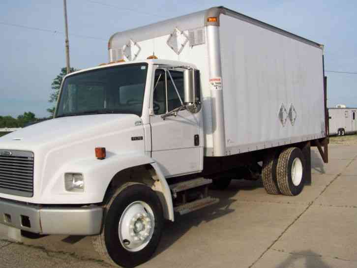 Freightliner FL70 (2002)