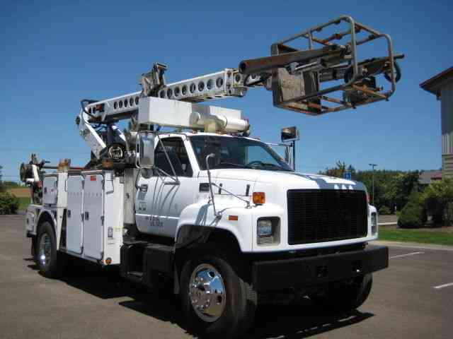 GMC 7500 4X2 (2002)