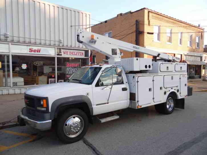 GMC C-3500HD SERVICE BUCKET VERSALIFT BOOM TRUCK (2002)