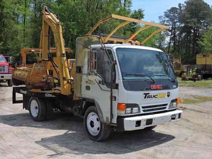 GMC W5500 Commercial Mowing Truck (2002)
