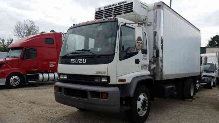 Isuzu FTR +18ft Reefer Body FTR (2002)