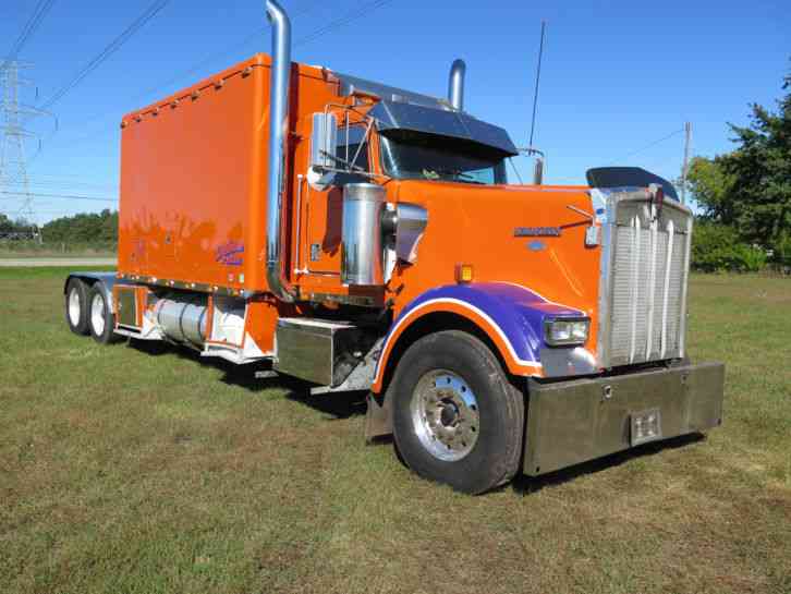 Kenworth W900 (2002)