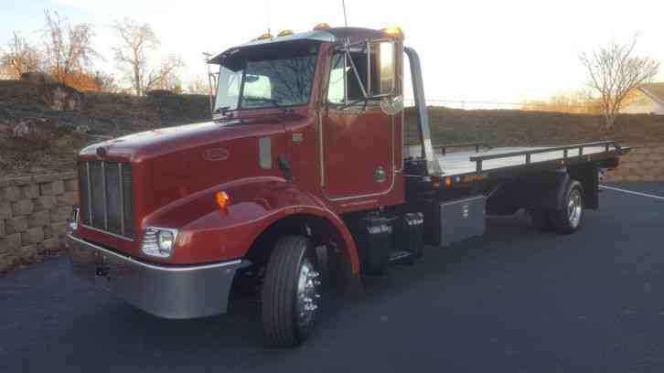 Peterbilt 330 (2002)