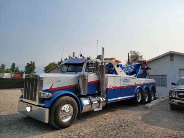 PETERBILT 389 (2002)