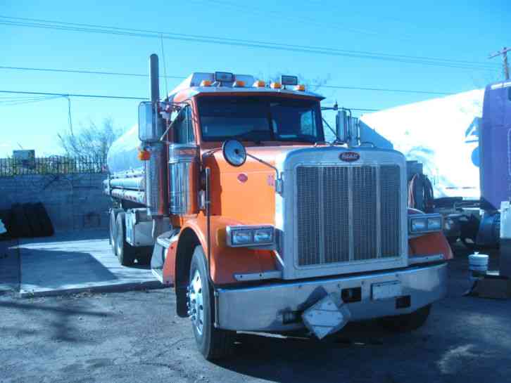 Peterbilt 379 (2002)