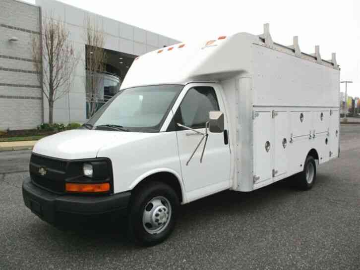 Chevrolet Express 3500 (2003)