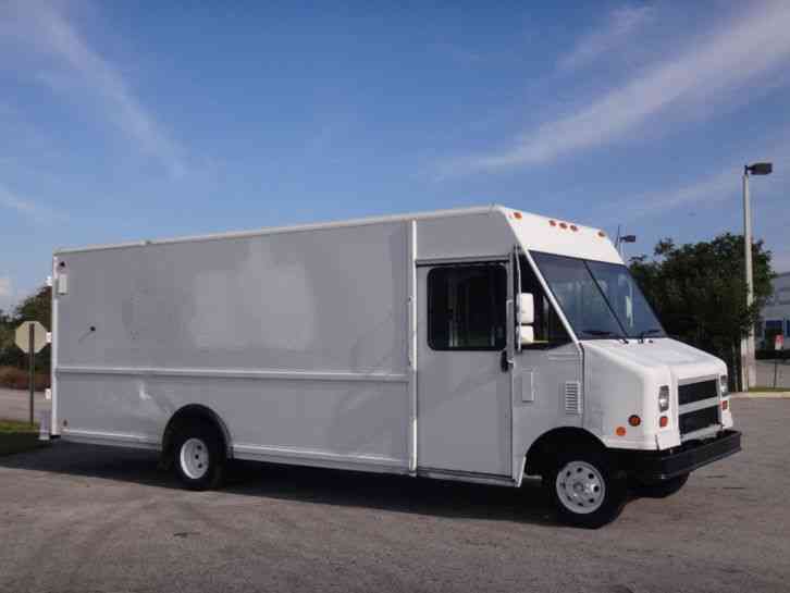 Ford E450 Step Van (2003)