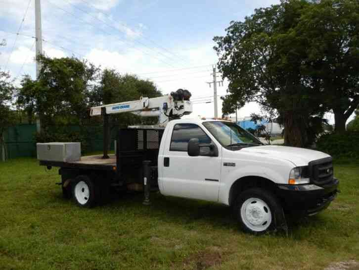 Ford Super Duty F-550 Crane Truck (2003)