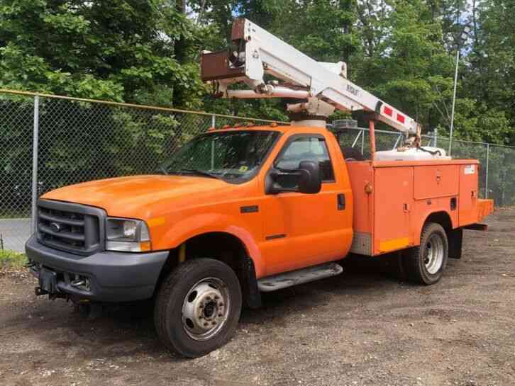 Ford F550 BUCKET TRUCK (2003)