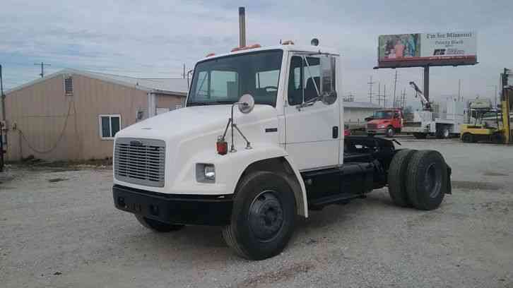 Freightliner FL70 SA Truck Tractor (2003)