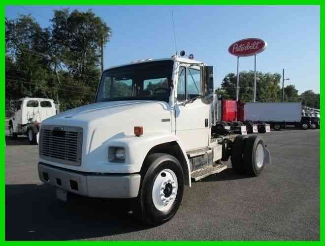 Freightliner FL80 (2003)