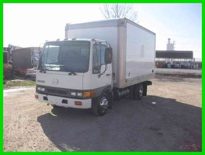 HINO FA1517 4 CYL TURBO DIE AUTO WITH 14' WALK IN (2003)