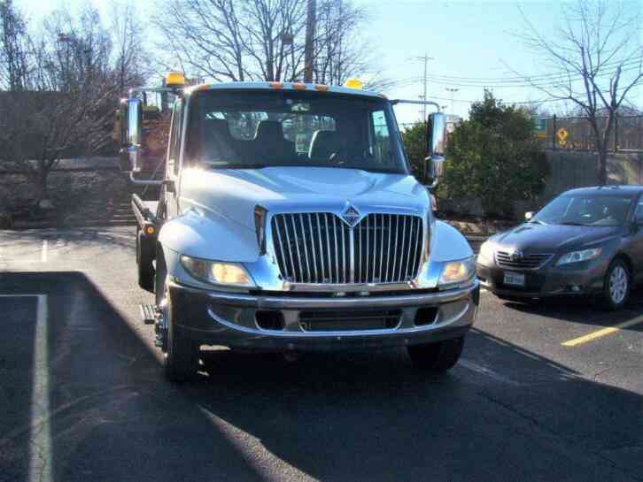 International 4300 - 466D (2003)