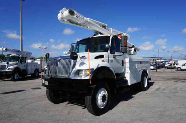 International 7300 4X4 (2003)