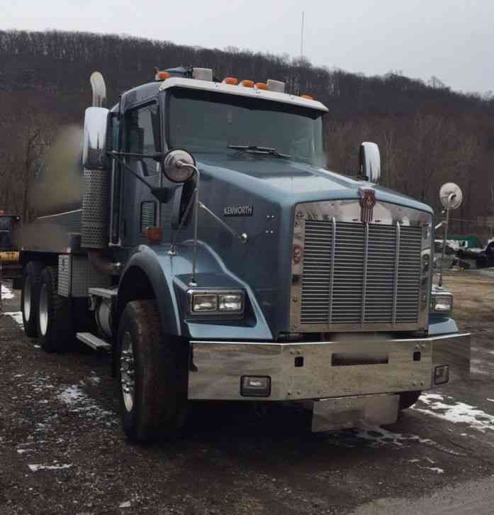 Kenworth T800 (2003)