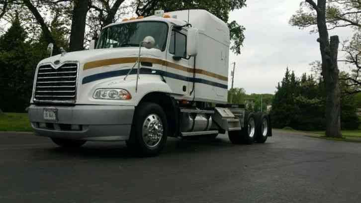 Mack CX613 (2003)