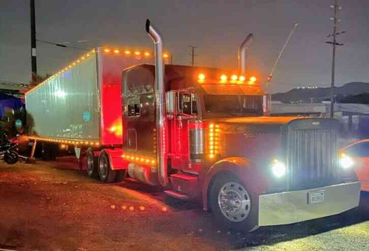 Peterbilt 379 (2003)