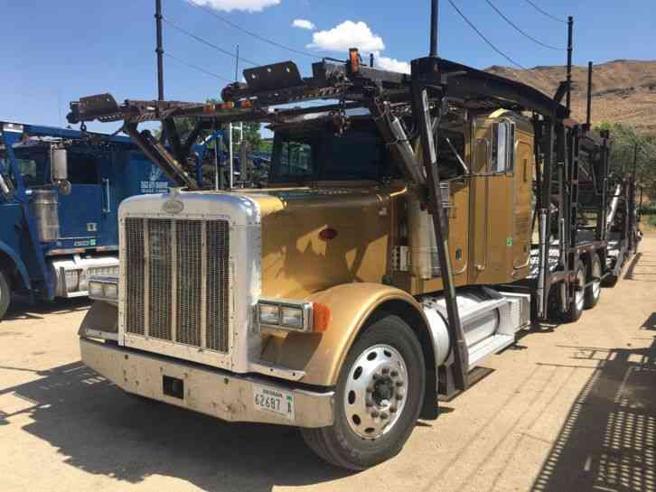 Peterbilt peterbuilt car hauler (2003)