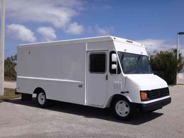 Workhorse P42 Step Van (2003)