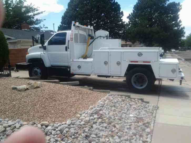 Chevrolet C7500 (2004)