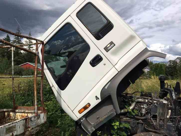 Isuzu t7500 (2004)