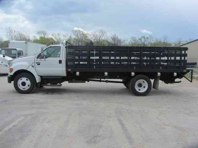 Ford F-750 (2004)