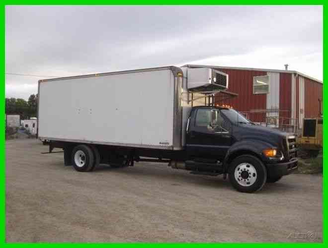 FORD F750 C7 CAT ALLISON 22 FOOT REEFER BOX CARRIER SUPRA 644 (2004)