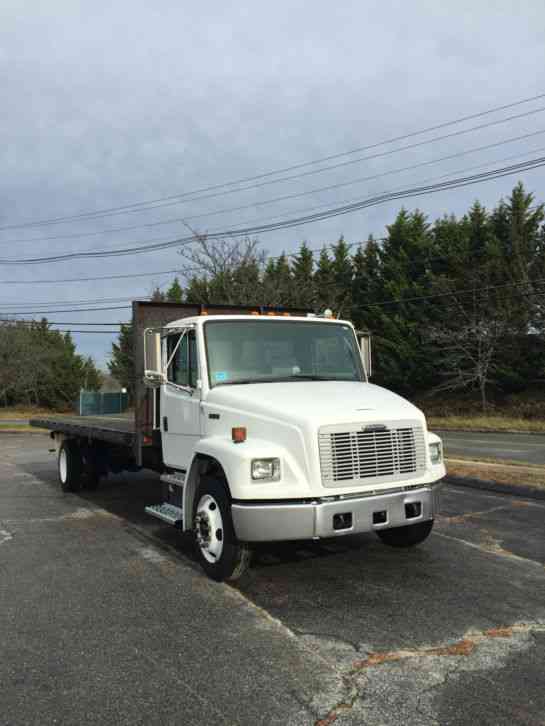 Freightliner FL60 (2004)