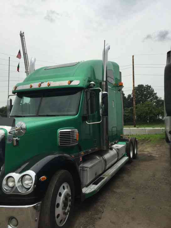 Freightliner CORONADO (2004)