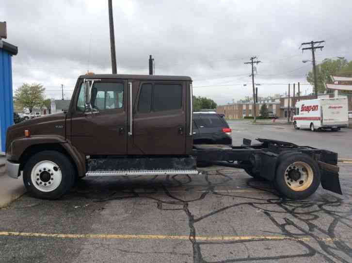 Freightliner FL60 (2004)