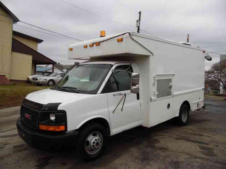 GMC SAVANA 3500 SPLICING LINEMAN FIBER OPTIC TRUCK (2004)