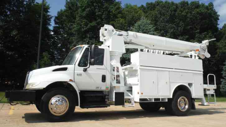 International 4400 (2004)