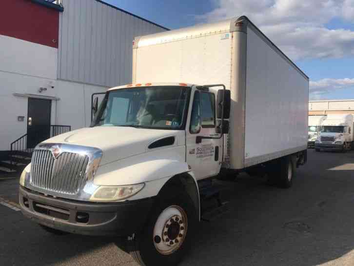 International 4300 (2004)