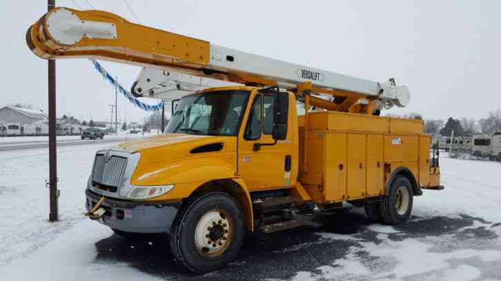 International 4400 (2004)