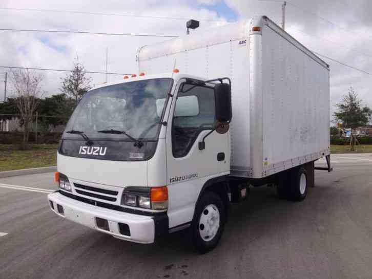 Isuzu NPR 14ft Box Truck (2004) : Van / Box Trucks