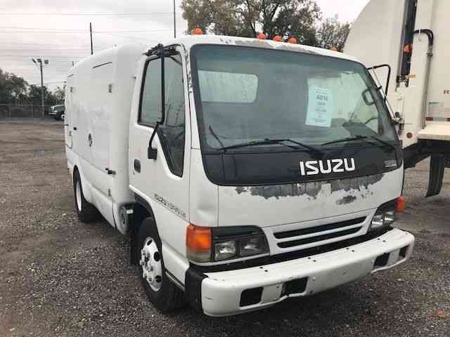 Isuzu (2004) : Van / Box Trucks