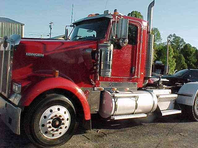 Kenworth W900 (2004)