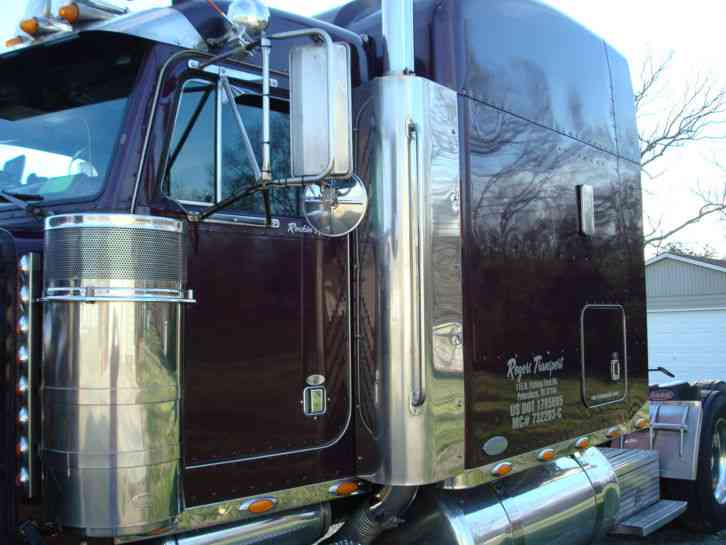 Peterbilt 379 Ex Hood (2004)