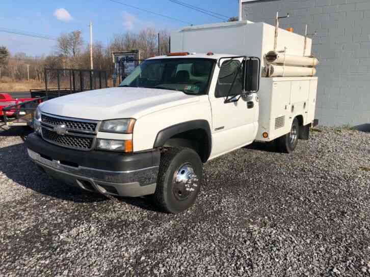 Chevrolet 3500 (2005)