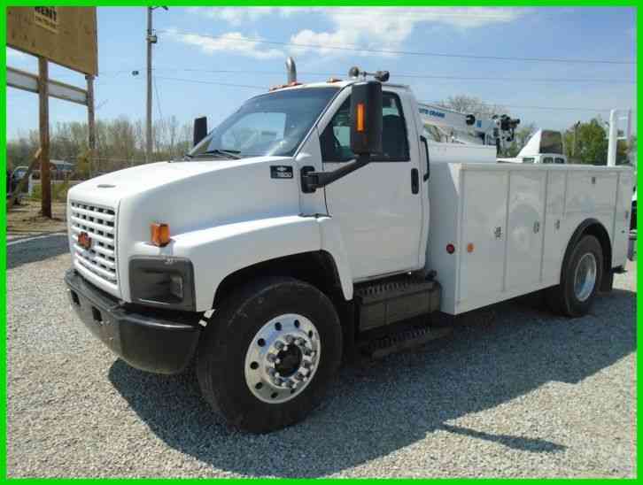 Chevrolet C-7500 Service Body (2005)