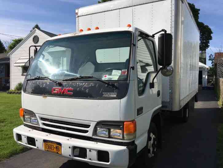 GMC w4500 / NPR HD (2005)